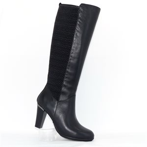 Valdini, Corine, Noir